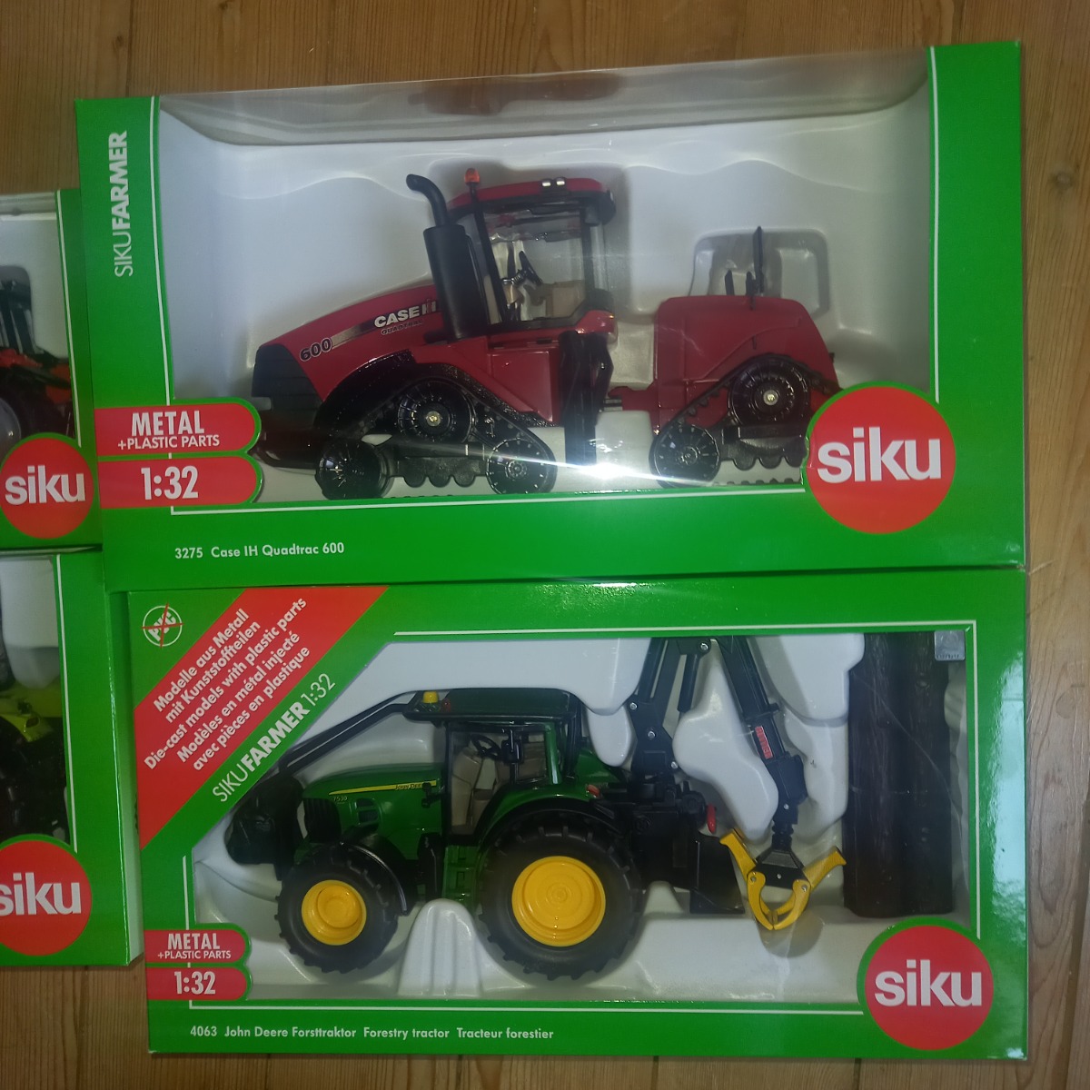 Lot 4 tracteur siku 1/32 occasion - Siku 1/32 - Tracteurs à chenilles -  UniversMini