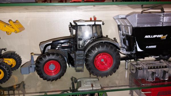 FENDT 939 Black beauty gebruikt - Wiking 1/32 - Eenvoudige