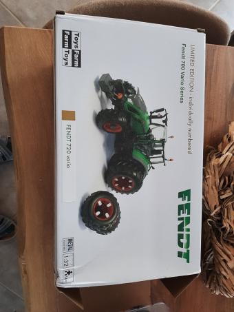 FENDT 720 limited edition  individually numbered