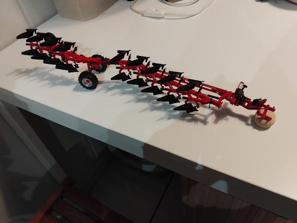 Gregoire Besson Varilibre 9 Körper