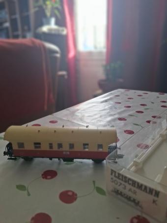 Remorque d'autorail type XP9942