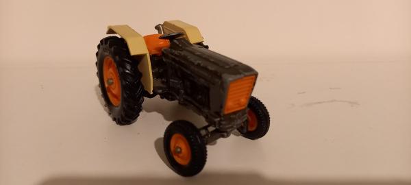 FORD 6600 MARRON ET ORANGE A RESTAURER