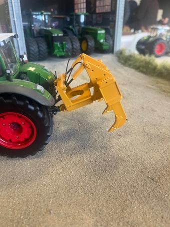 Ripper bull caterpillar 