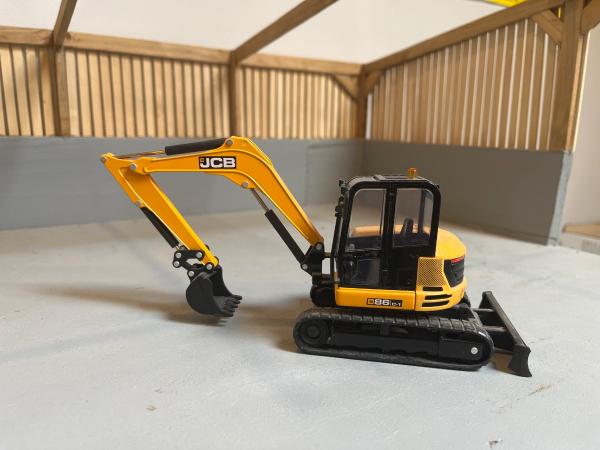 Mini pelle JCB 86 C-1