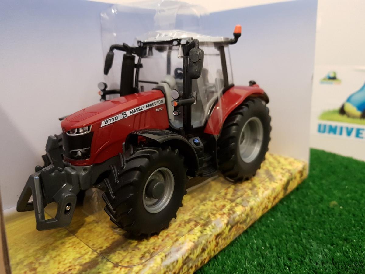 Tracteur Massey Ferguson 6718S échelle 1/32 Britains Tracteur Massey Ferguson 6718S échelle 1/32 Britains