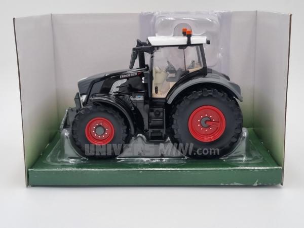 FENDT 826 Vario Black Edition